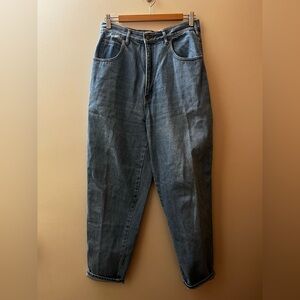 Vintage Women’s mom Blue Jeans